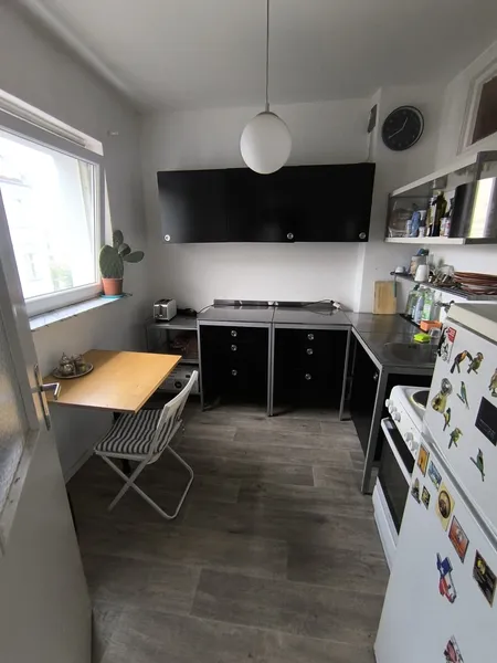möblierte 1-Zimmer-Wohnung in Berlin-Charlottenburg mit Balkon und Keller — photo 1